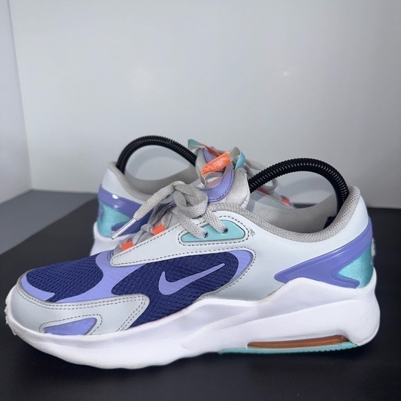 Nike Air Max Bolt Women’s Sneaker Dk Purple Dust/Light Thistle Size: 6Y - Picture 6 of 10